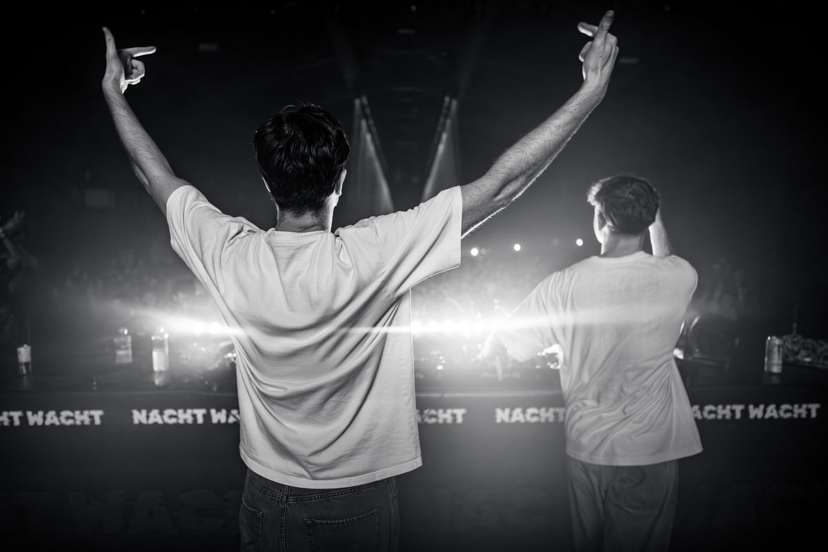 Loading... just a sec